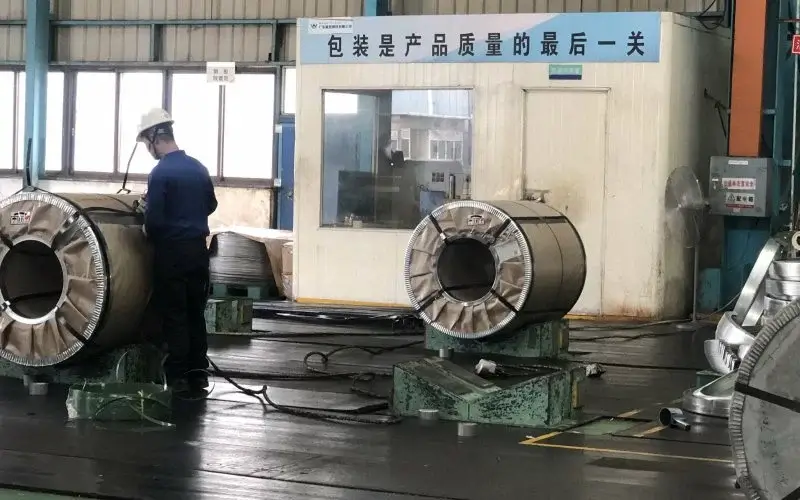 non oriented silicon steel coil packaging1 jpg